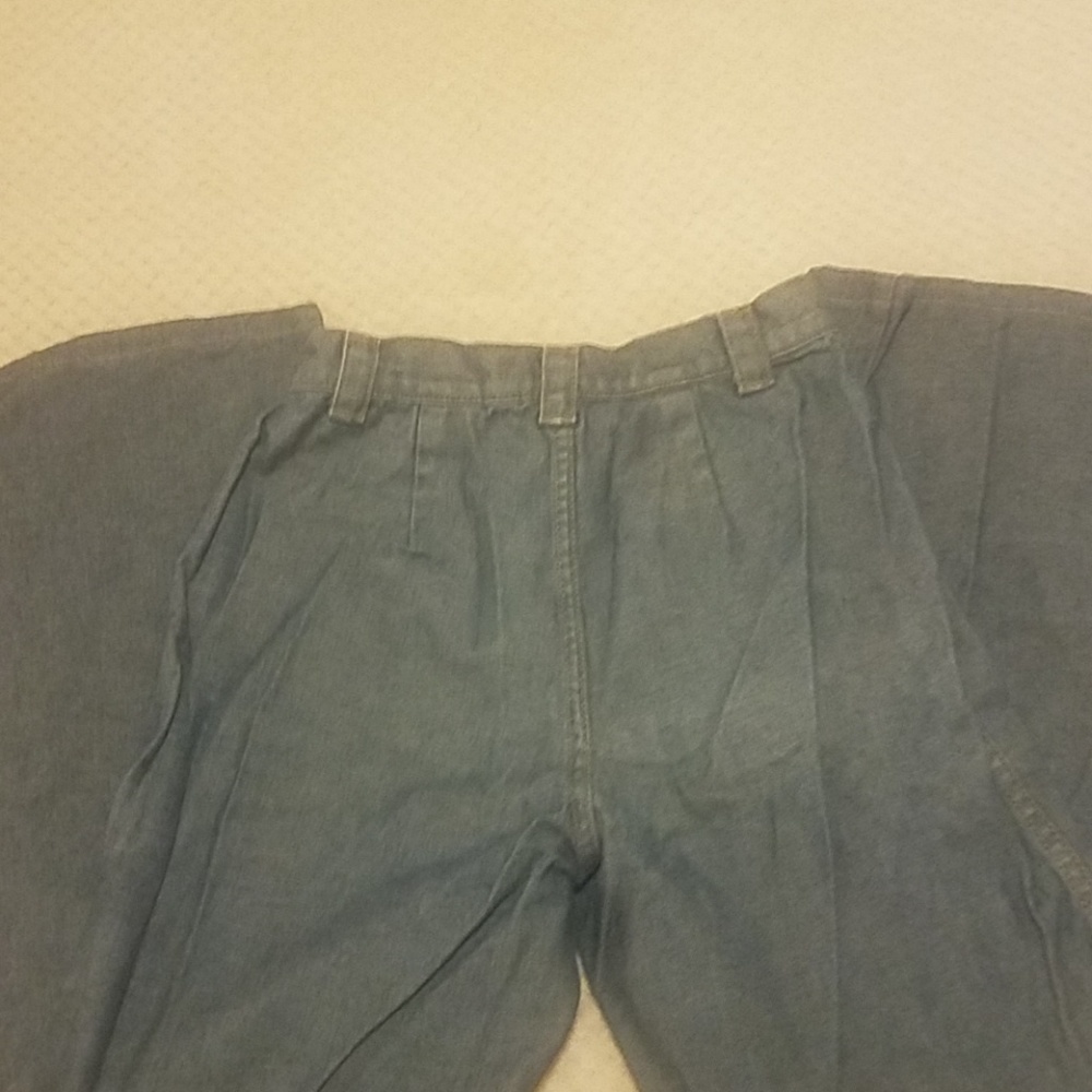 Jeans - Picture 2 of 2